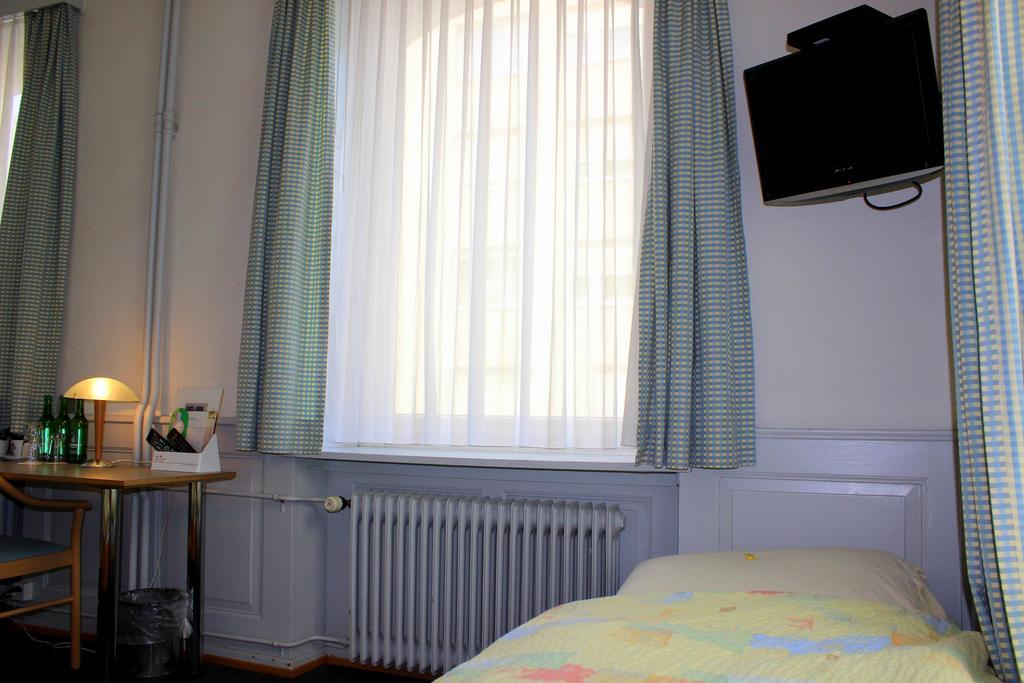 Hotel Muenchnerhof Bâle Chambre photo