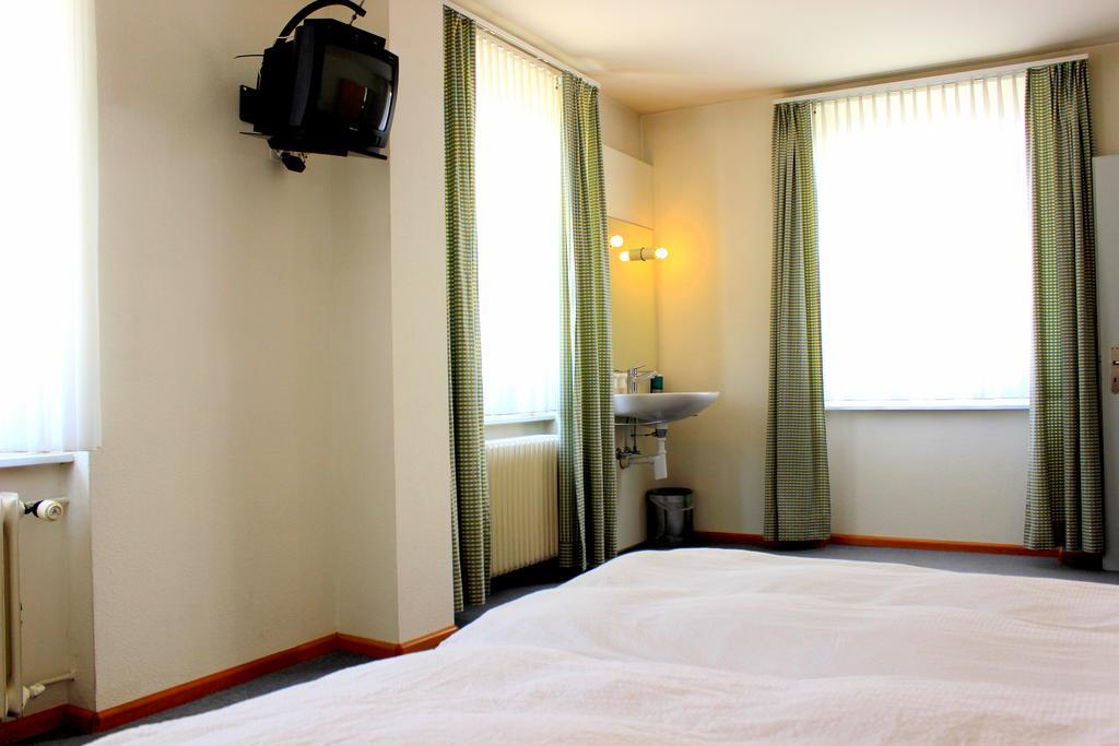 Hotel Muenchnerhof Bâle Extérieur photo